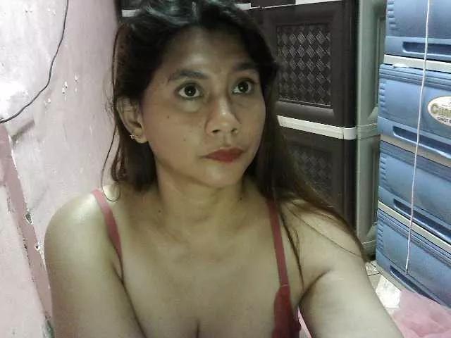 peenastyfame on BongaCams 