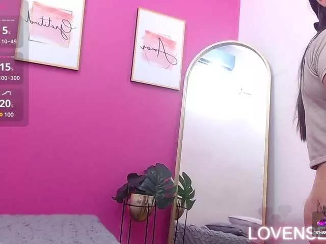 playfulcurvy on BongaCams 