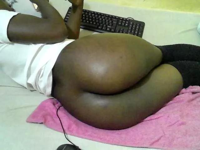 Quincy-joy on BongaCams 