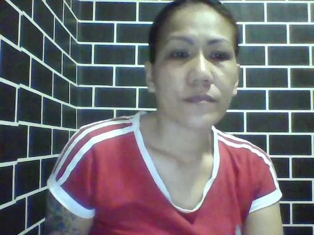 Rarra on BongaCams 