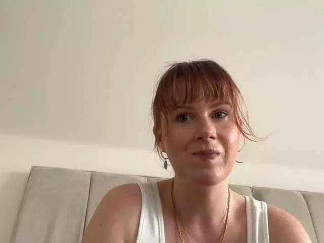 REDHEADROSIE on BongaCams 