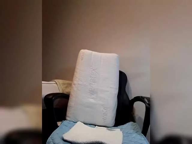 Offline Reife-dame on BongaCams