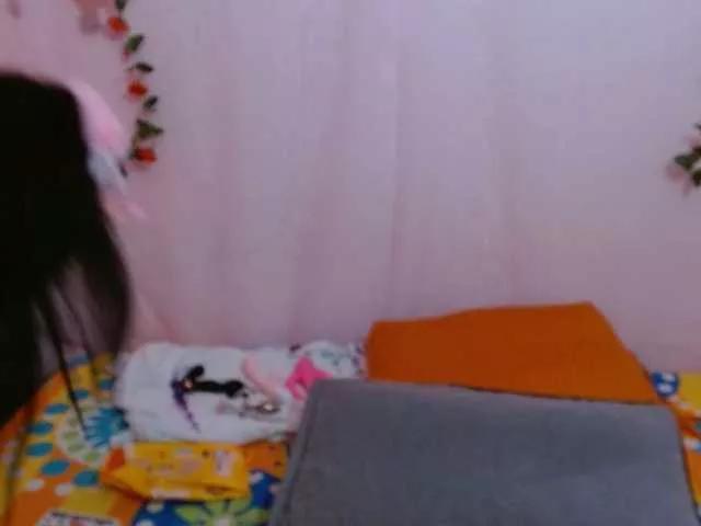 roouselatina1 on BongaCams 