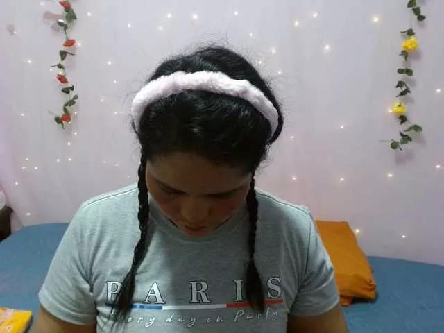 roouselatina1 on BongaCams 