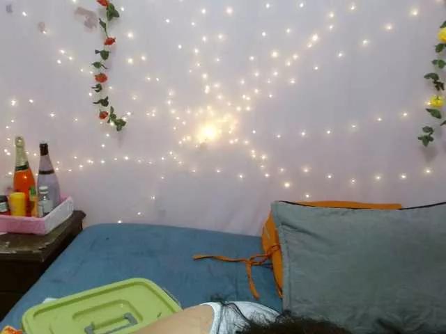 roouselatina1 on BongaCams 