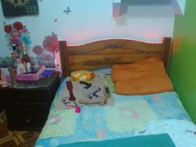 roouselatina1 on BongaCams 
