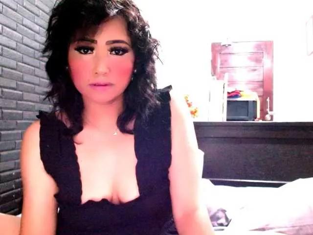 Rosselyn on BongaCams 