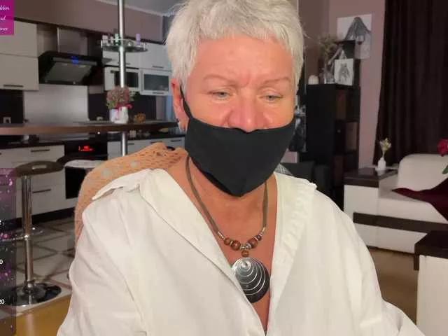 roxana-brooks on BongaCams 