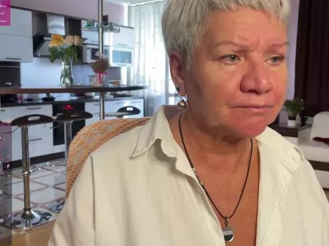 roxana-brooks on BongaCams 