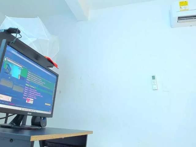 Rubiroose on BongaCams 
