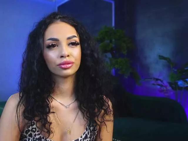 SamiraVeda on BongaCams 