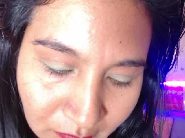 Freechat Sharit-Latina on BongaCams