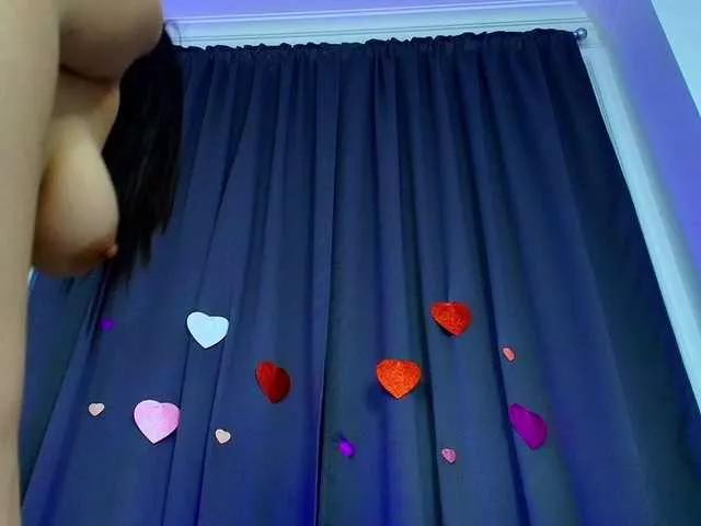 ShineAlice on BongaCams 