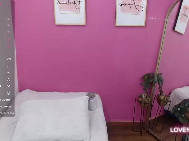 skinnyprinces on BongaCams 
