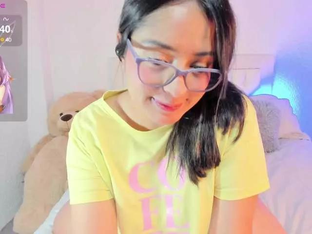 soofiiathooner on BongaCams 