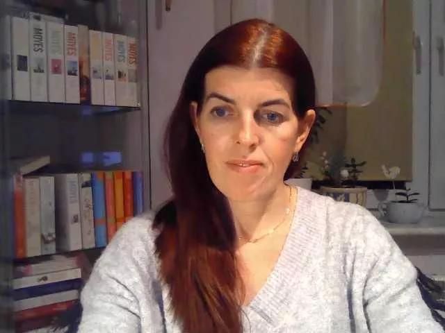 SophieHeart on BongaCams 