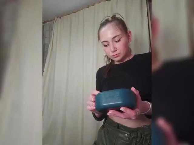 SurfinBird on BongaCams 