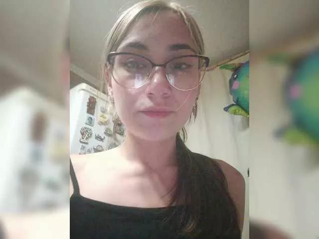 SurfinBird on BongaCams 