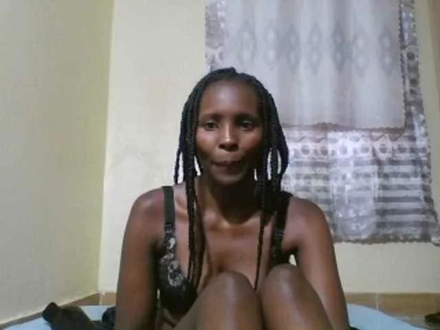 SweeetEmmah on BongaCams 
