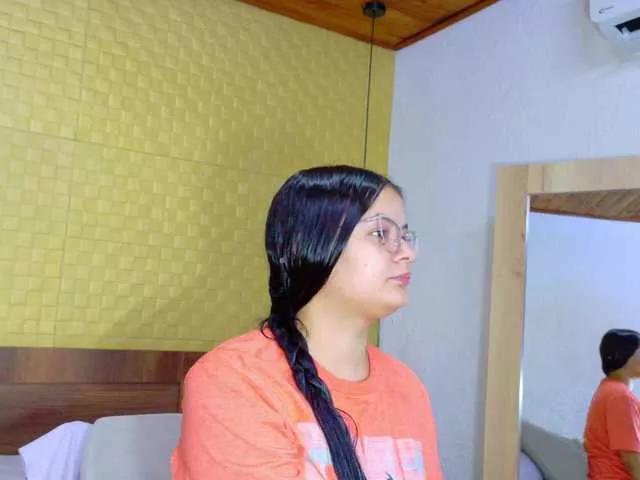 sweet-dani18 on BongaCams 