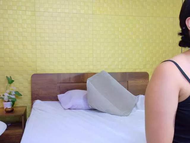 sweet-dani18 on BongaCams 