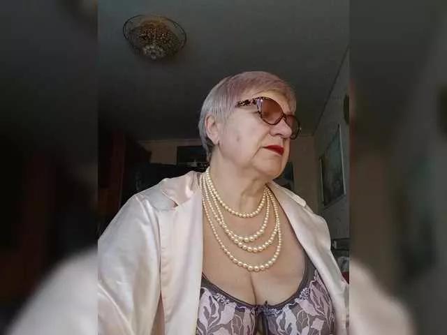 SweetCherry00 on BongaCams 