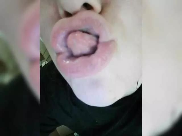 sweetylexi on BongaCams 