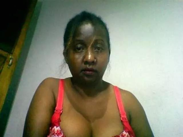 Sylivinaahh on BongaCams 