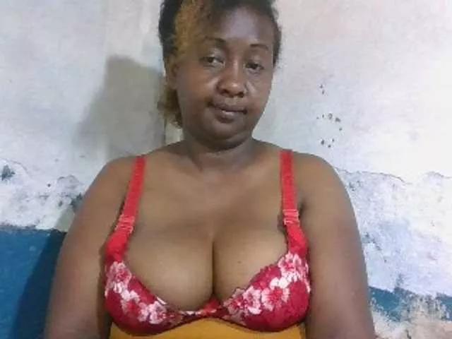 Sylivinaahh on BongaCams 