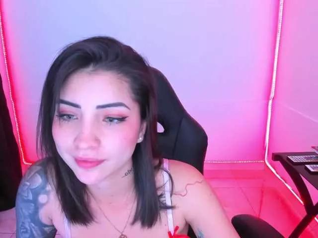 Taniiga1 on BongaCams 