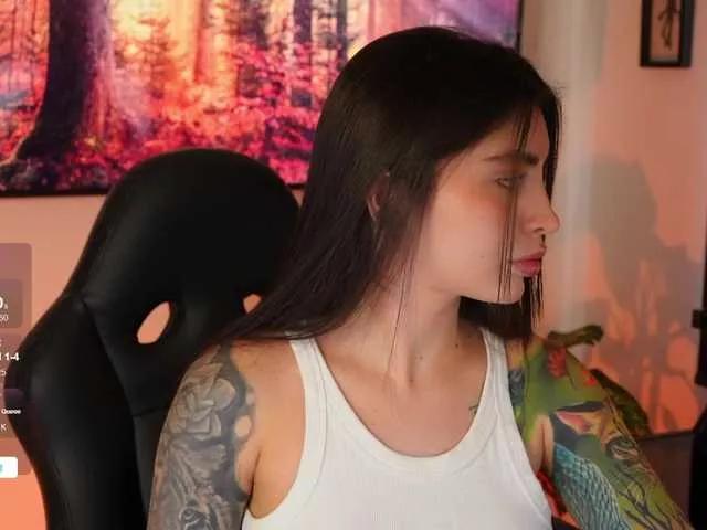 Taniiga1 on BongaCams 