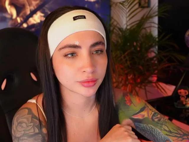 Taniiga1 on BongaCams 