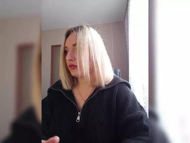 Tanysha-1 on BongaCams 