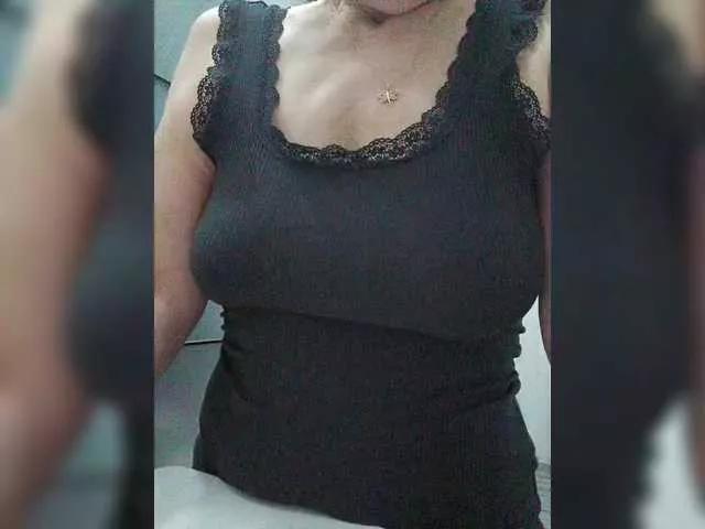Tata42 on BongaCams 