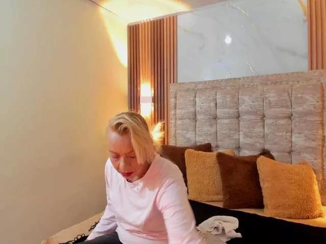taylor-anastasia on BongaCams 