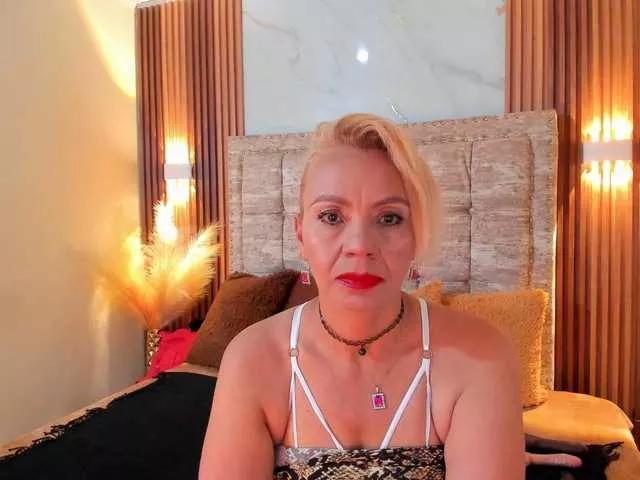 taylor-anastasia on BongaCams 