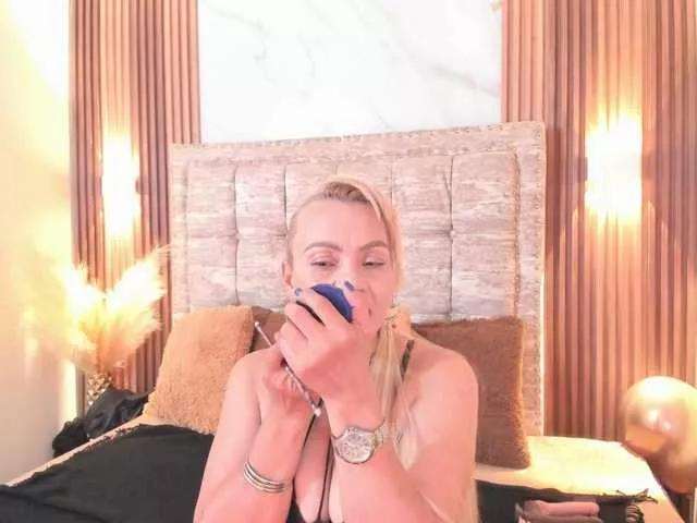 taylor-anastasia on BongaCams 