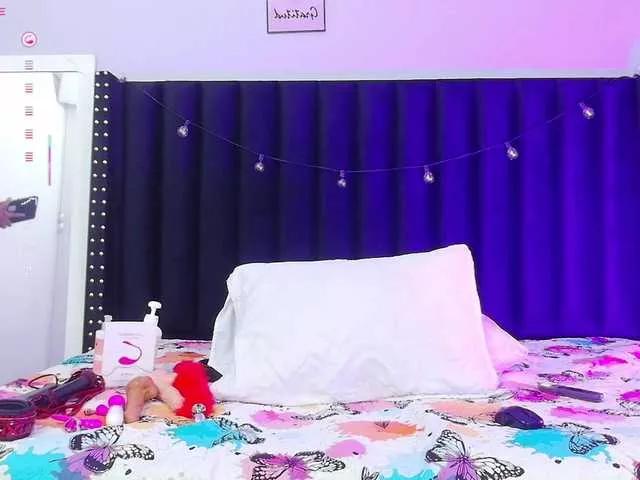 teachmedaddyy on BongaCams 