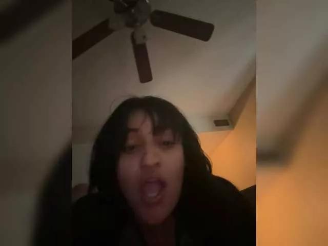 Tinydee5551 on BongaCams