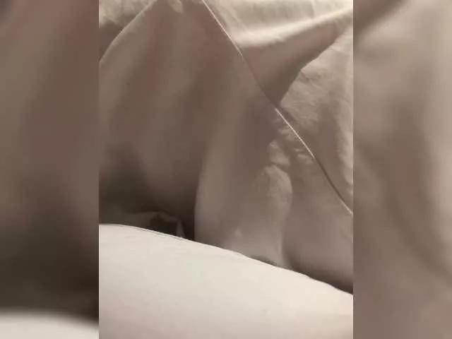 Toffee666 on BongaCams 