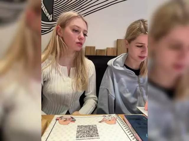 VibroMashulkaDashulka on BongaCams 