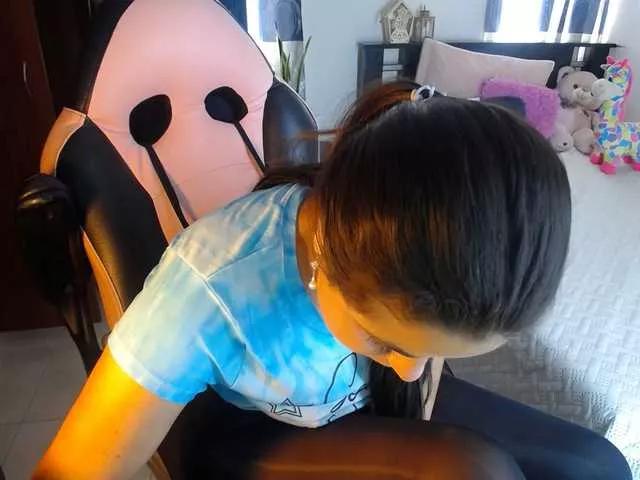 Violetacampbe on BongaCams 