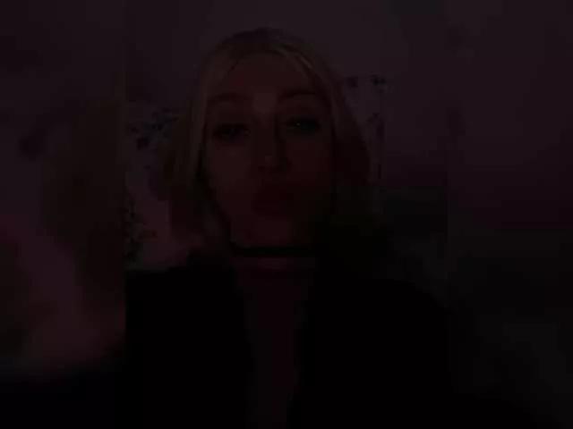 ViviRoss on BongaCams 