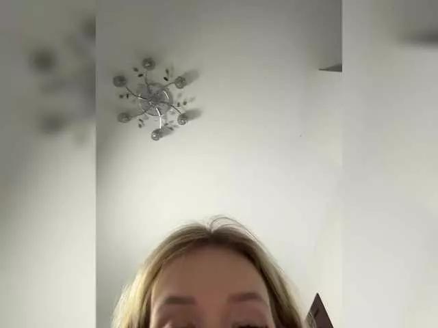 x-NaStyA-x on BongaCams 