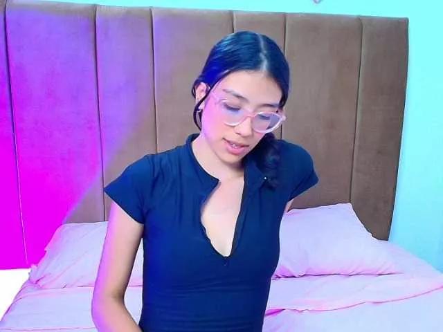 XdoomiilypaX on BongaCams