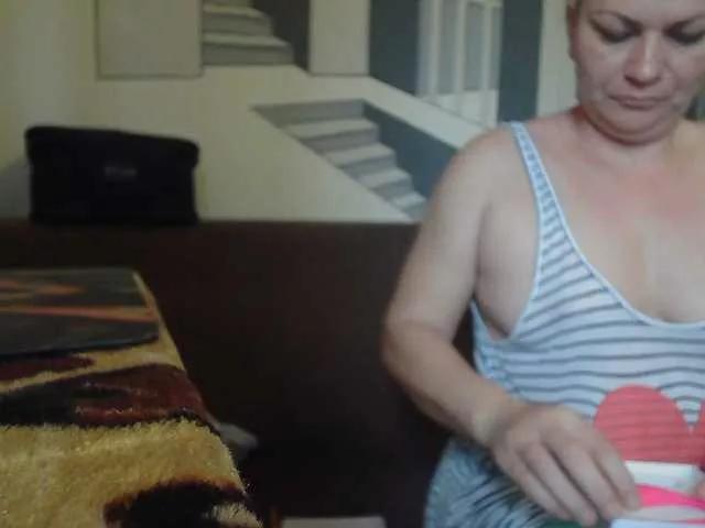 YasminaGeil on BongaCams 