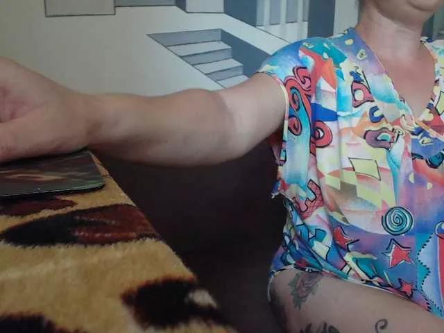 YasminaGeil on BongaCams 