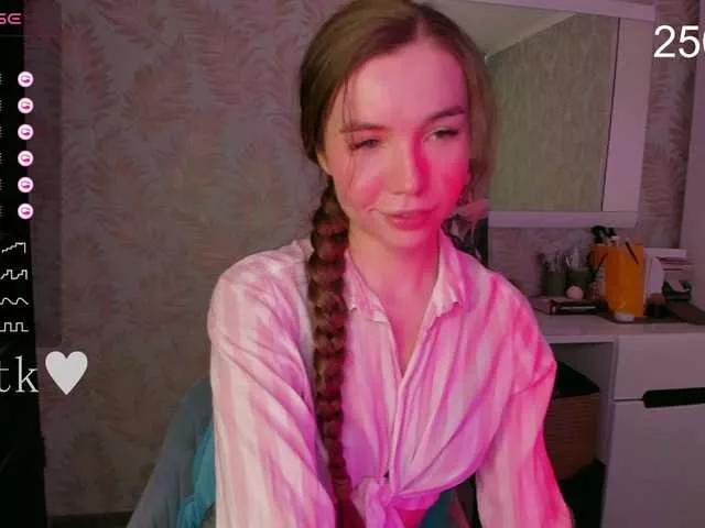 YonaBones on BongaCams 