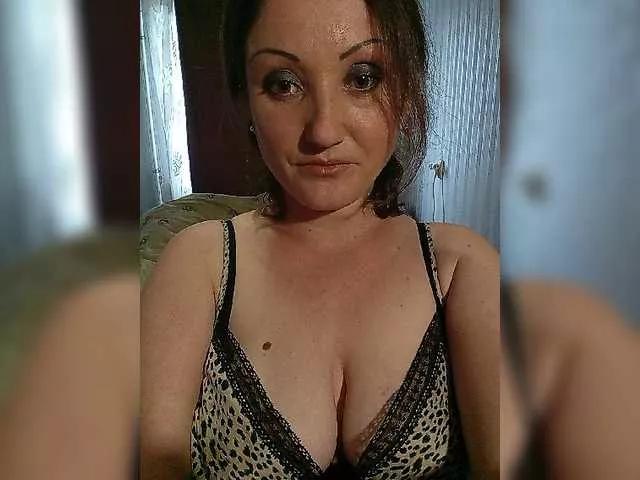 YouGirlXXX on BongaCams 