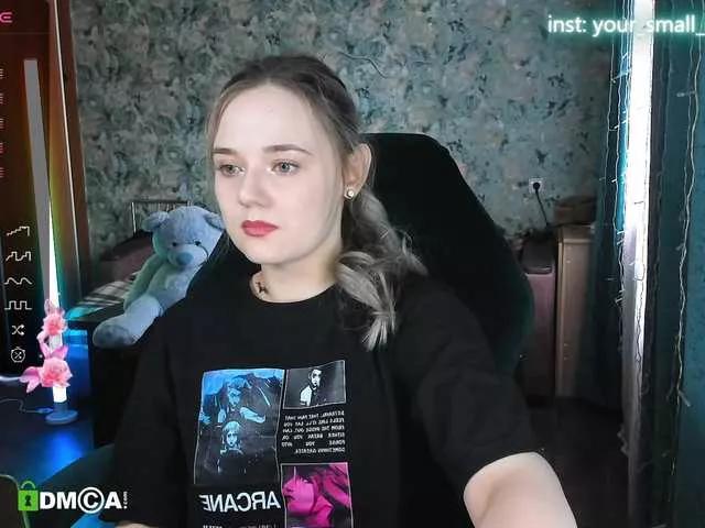your-small-bunny on BongaCams 